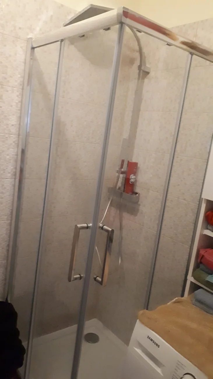 Remont łazienki — instalacja pod zabudowę